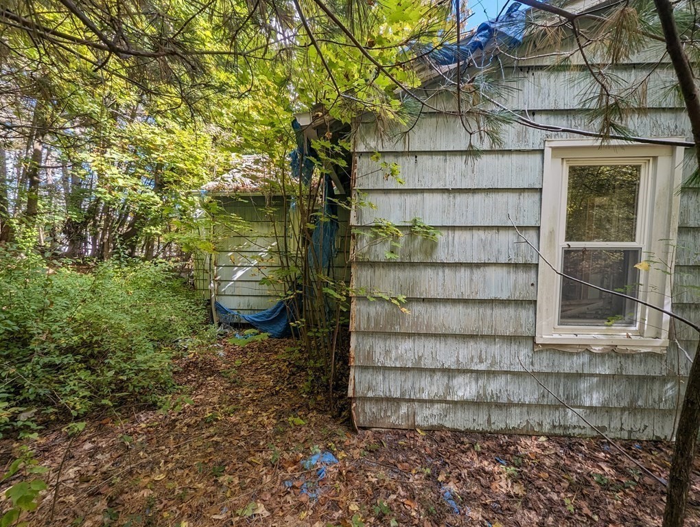 4 Pine Hill Road Oxford, MA 01537 - Photo 7 of 9