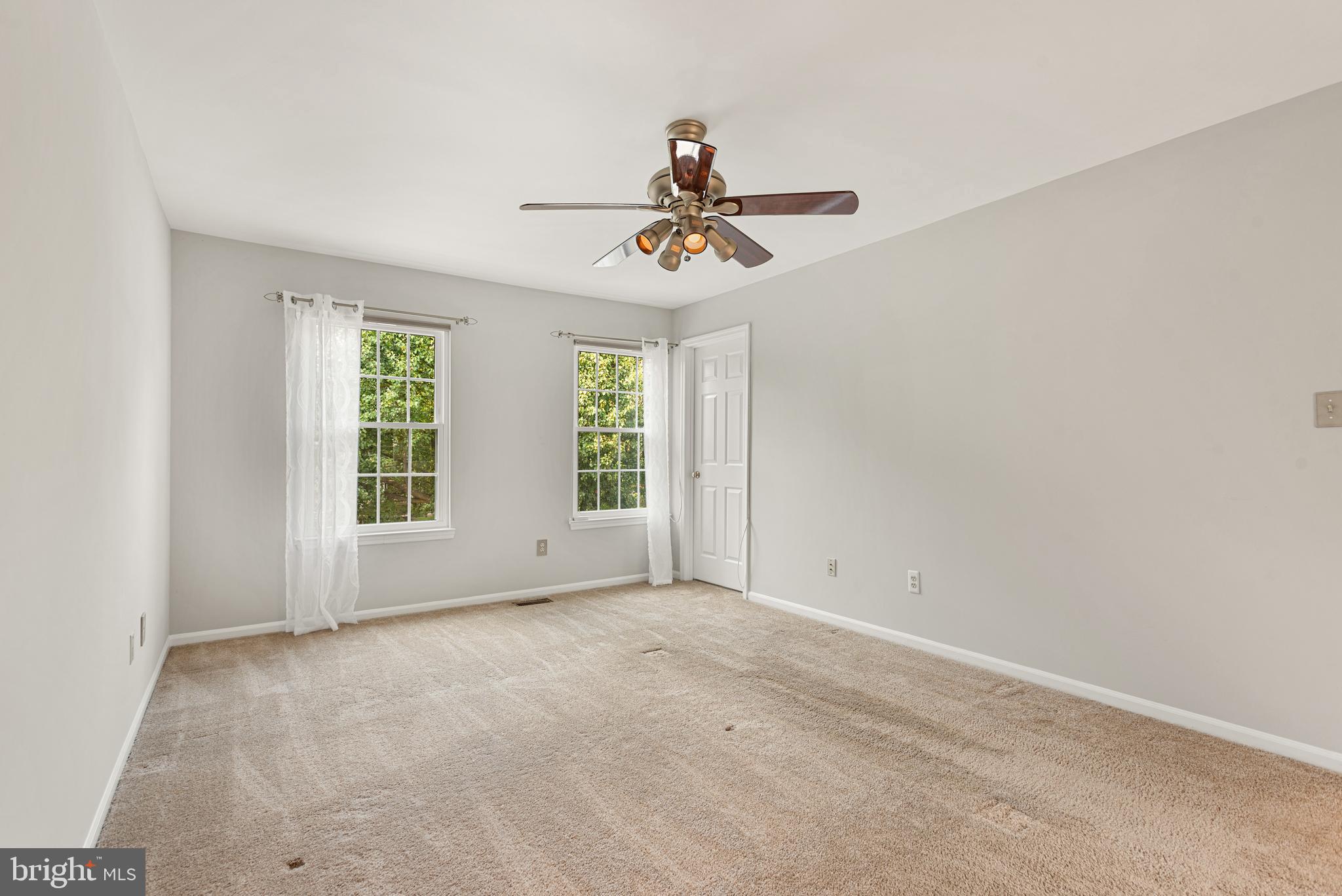 12701 Thunder Chase Drive Reston, VA 20191 - Photo 24 of 44 Primary bedroom