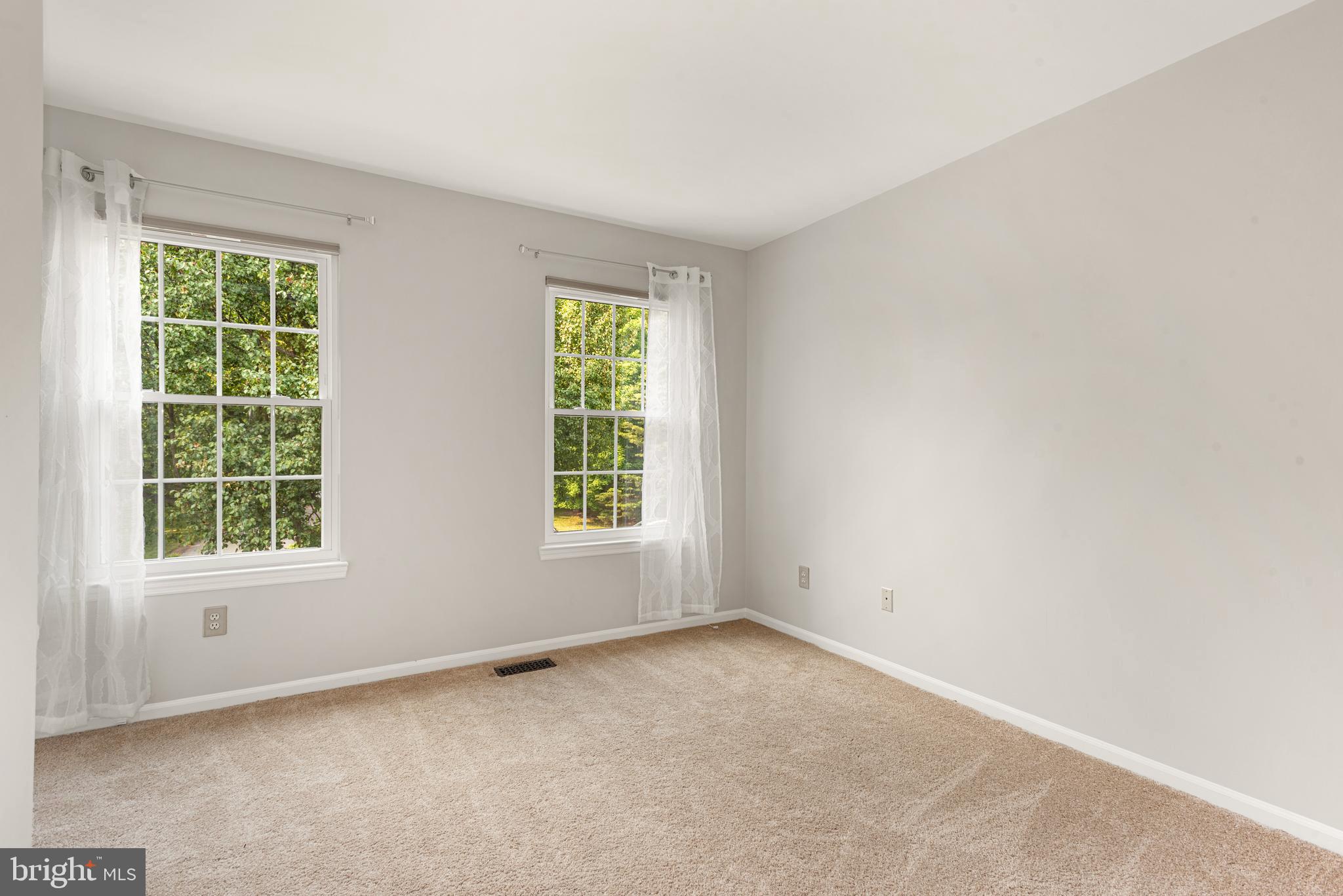 12701 Thunder Chase Drive Reston, VA 20191 - Photo 29 of 44 2nd bedroom
