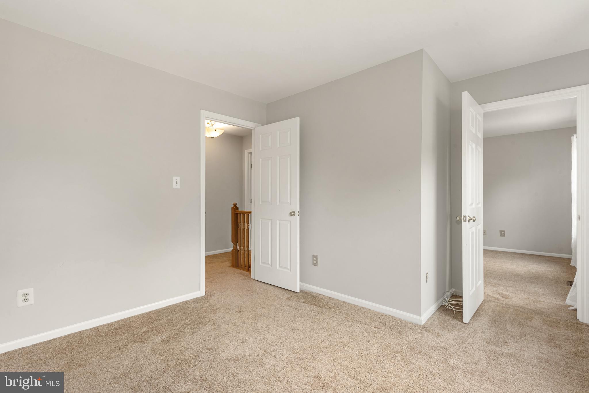 12701 Thunder Chase Drive Reston, VA 20191 - Photo 30 of 44 2nd bedroom ajoins primary bedroom