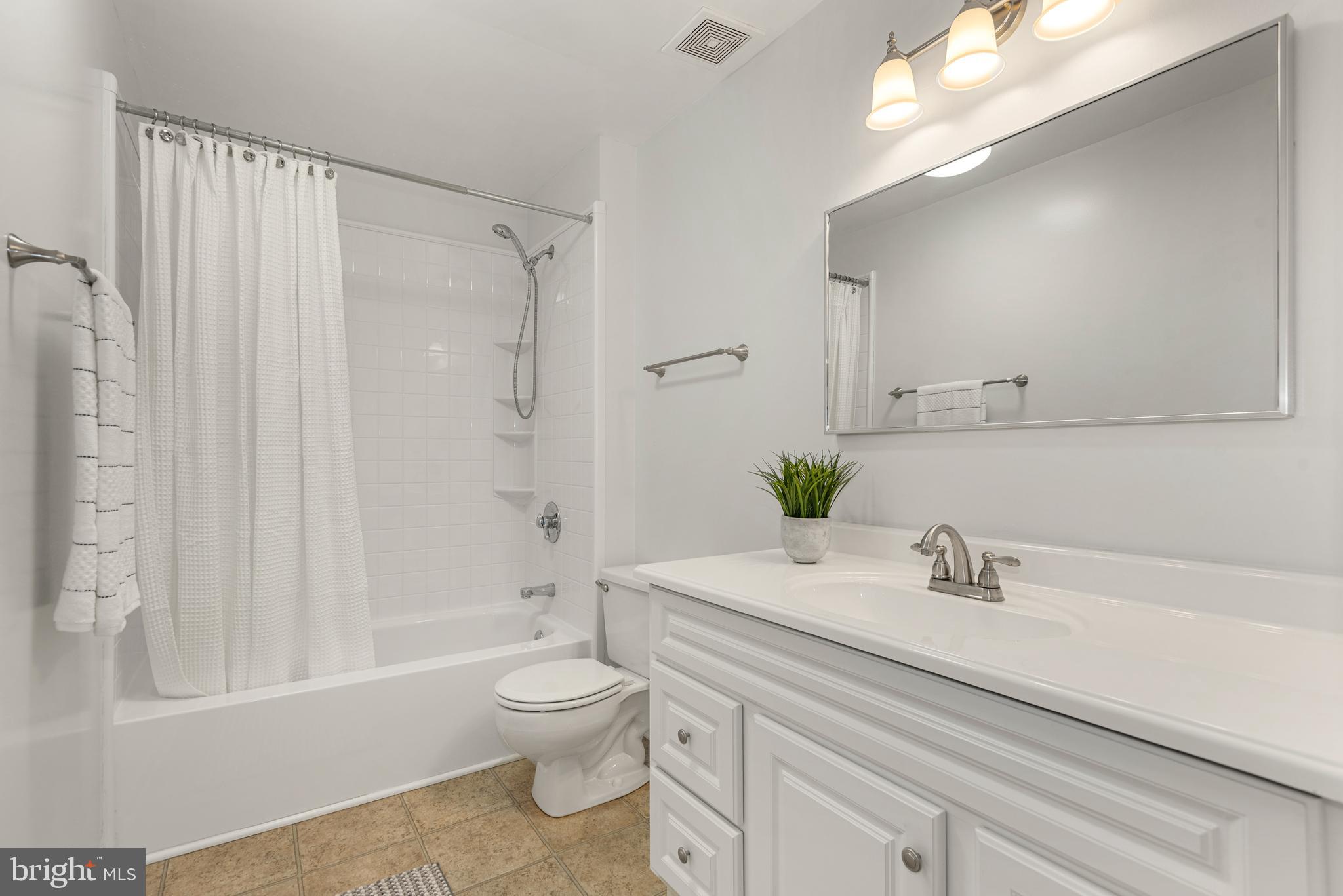 12701 Thunder Chase Drive Reston, VA 20191 - Photo 33 of 44 large hall full bath