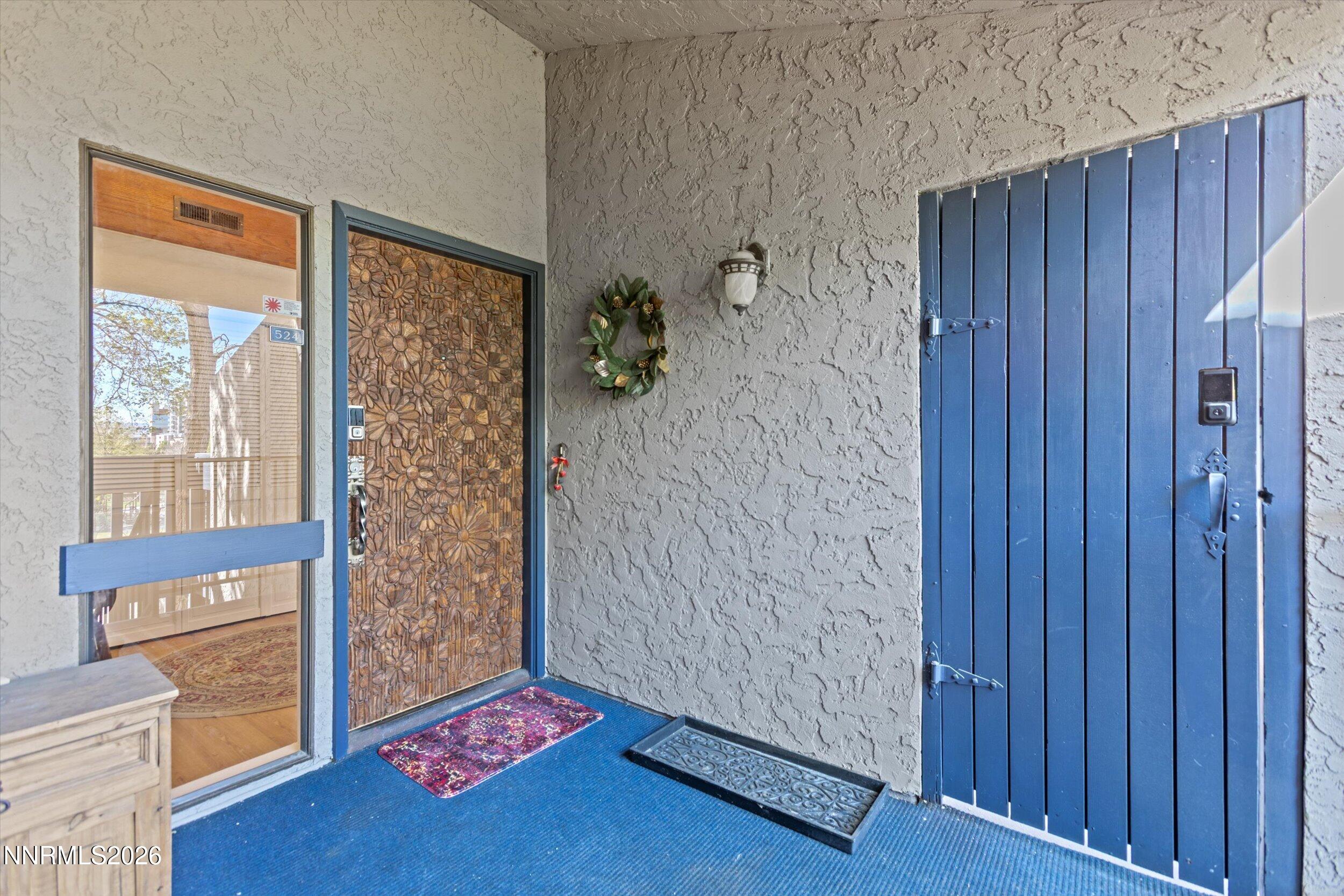 524 Island Avenue Reno, NV 89501 - Photo 4 of 39 32-0Y7A5247