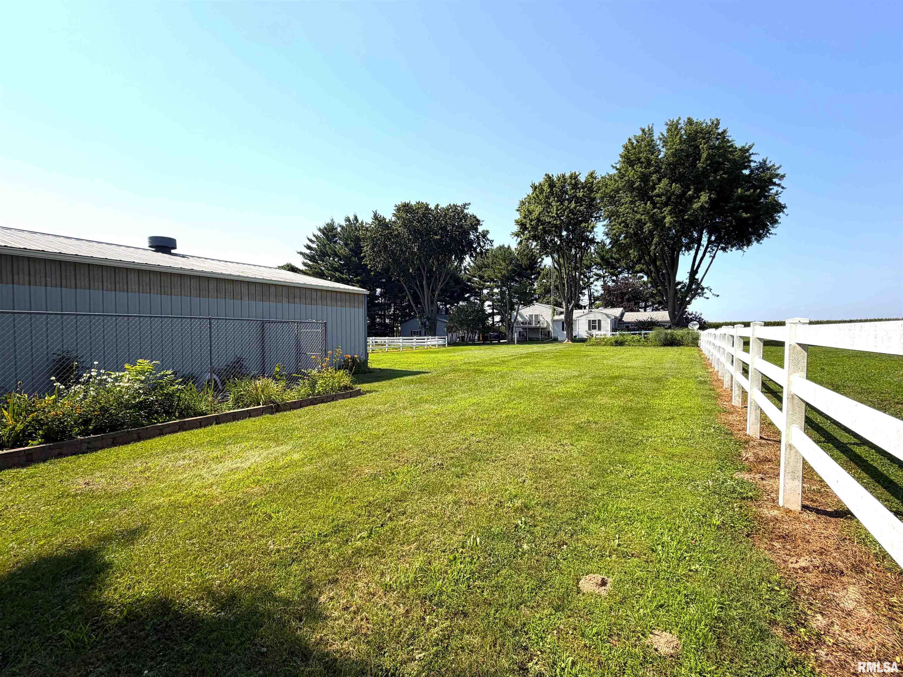 1521 North Mt Zion Road Jacksonville, IL 62650 - Photo 14 of 19