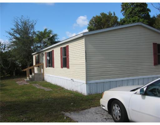 23083 Watergate Circle Boca Raton, FL 33428 - Photo 1 of 12 Primary Photo
