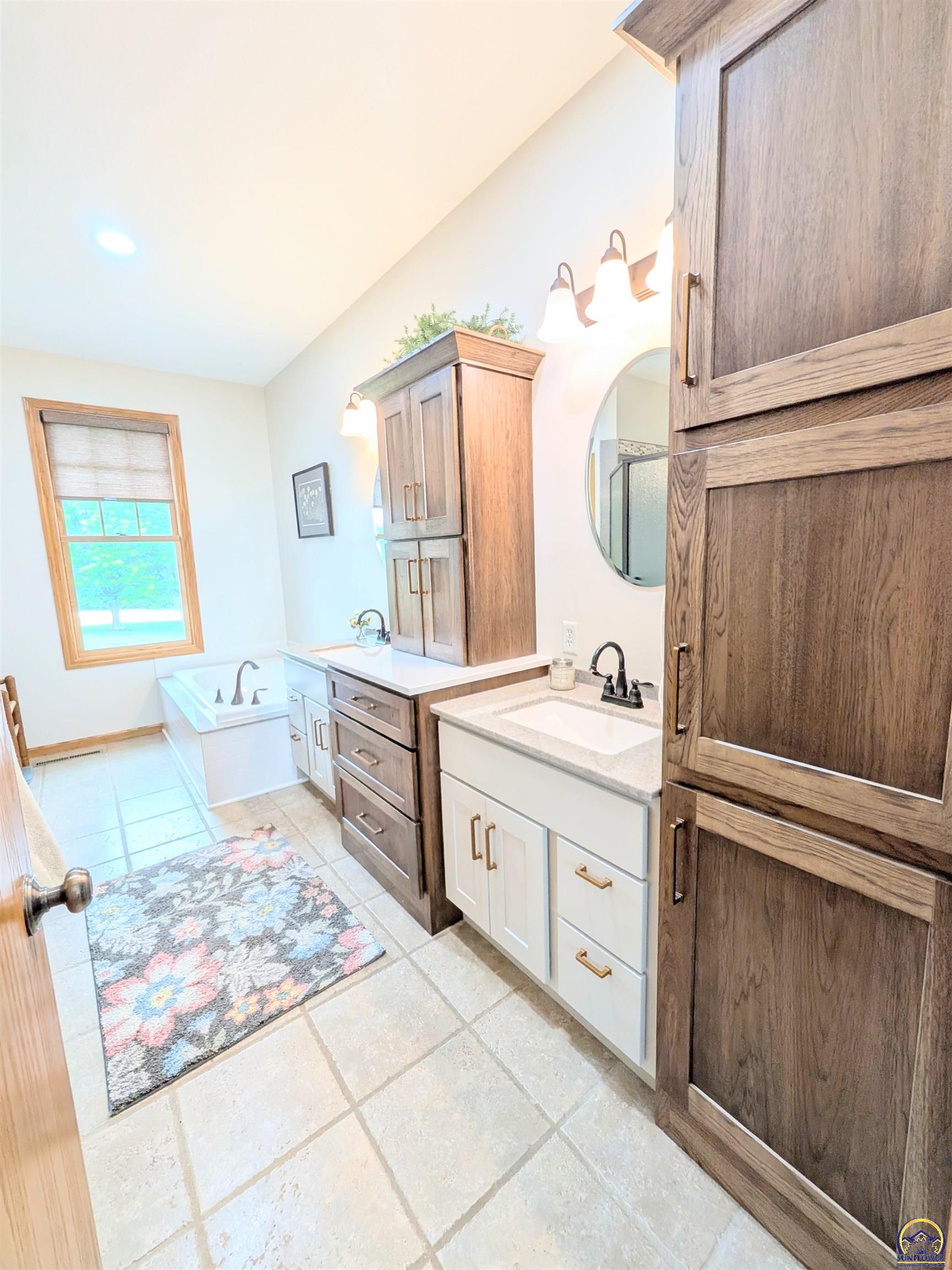 2334 Rd P Emporia, KS 66801 - Photo 38 of 93