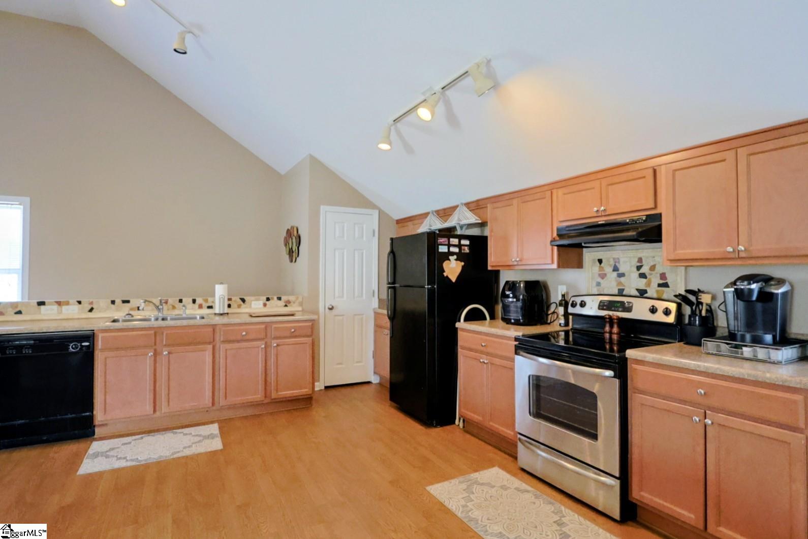 1536 Stewart Dairy Road Gray Court, SC 29645 - Photo 5 of 47