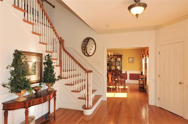 1 Bracken Road Shrewsbury, MA 01545 - Photo 3 of 30 Gallery Image 3