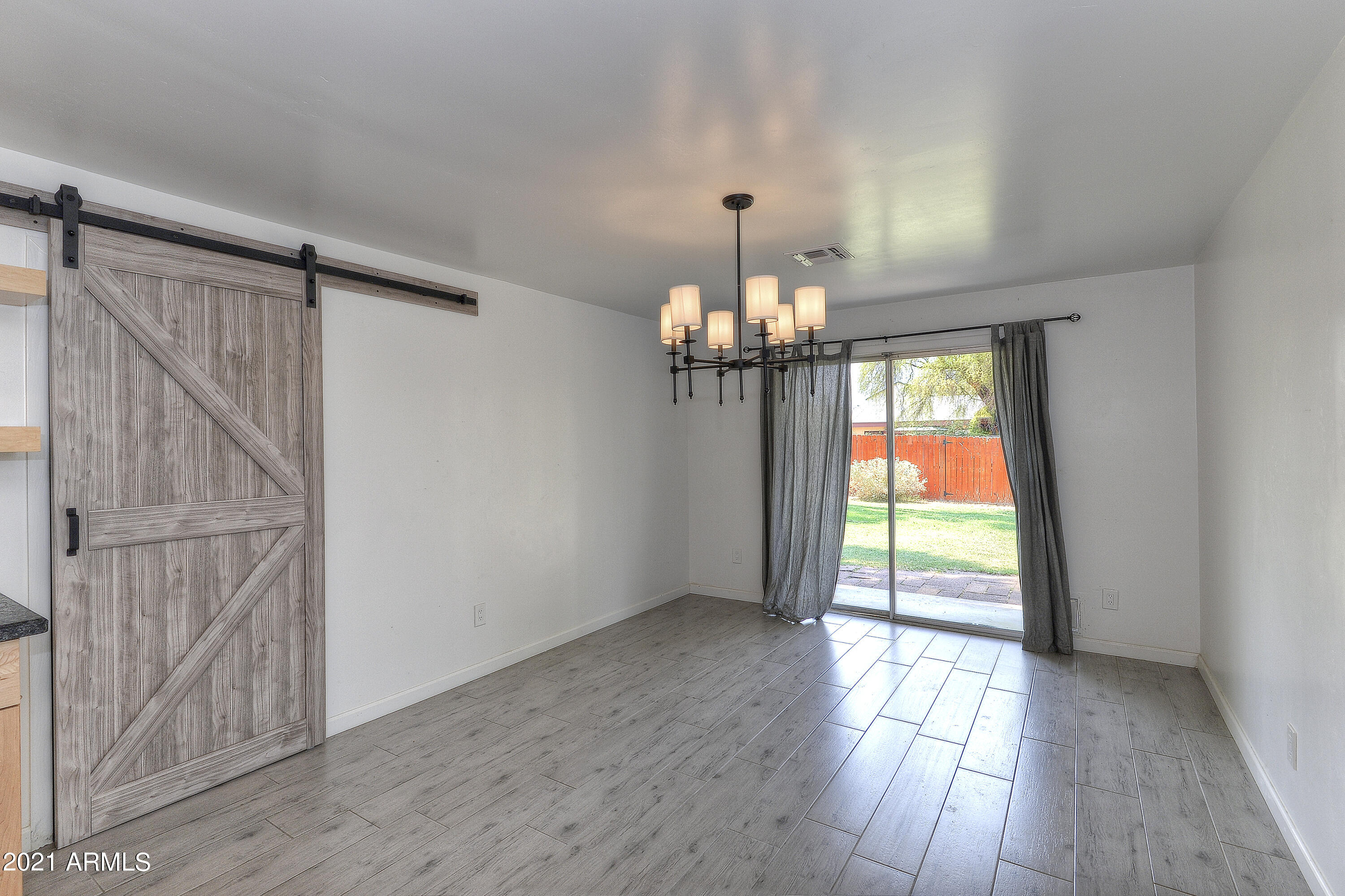 4441 East Roma Avenue Phoenix, AZ 85018 - Photo 10 of 26 Dining 1