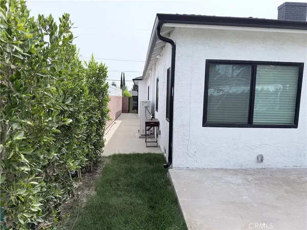 $935,000 | 11031 Lull Street, Sun Valley, CA 91352