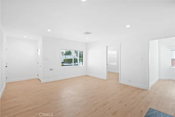 $935,000 | 11031 Lull Street, Sun Valley, CA 91352