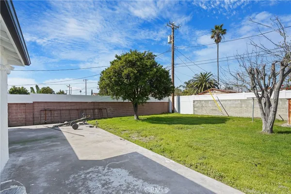 $935,000 | 11031 Lull Street, Sun Valley, CA 91352