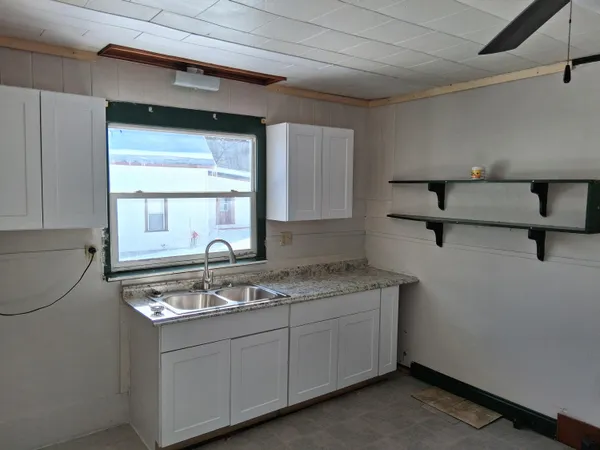 $99,000 | 432 High Street, Rumford, ME 04276