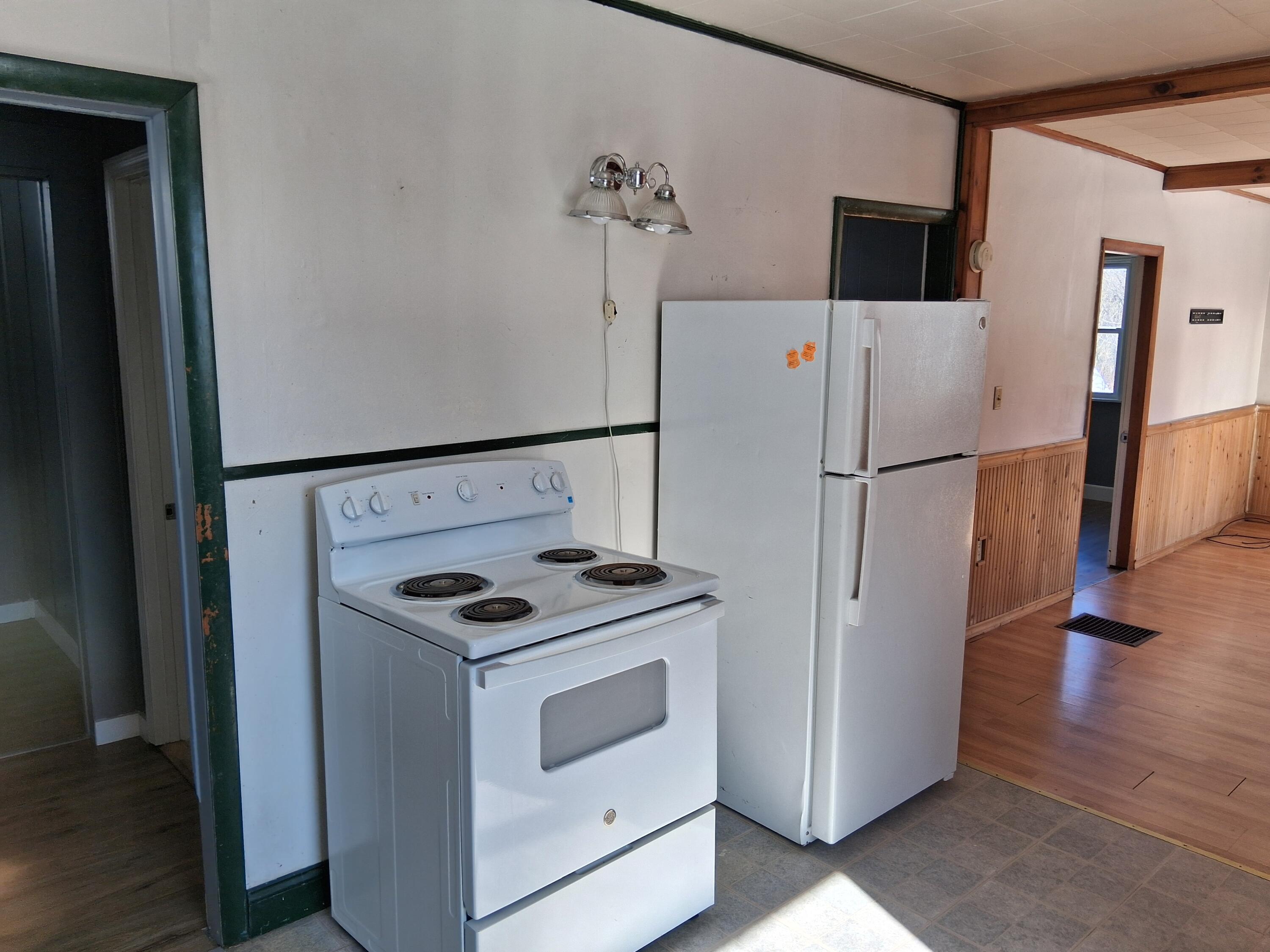 432 High Street Rumford, ME 04276 - Photo 6 of 20 Albert kitchen