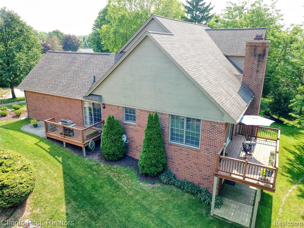 1070 Pointe Pl Court Rochester, MI 48307 - Photo 7 of 79