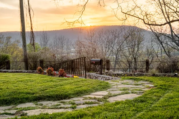 $1,675,000 | 458 South Crest Road, Chattanooga, TN 37404