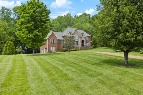 $2,749,000 | 1075 Natchez Valley Lane, Franklin, TN 37064