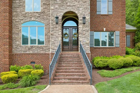 $2,749,000 | 1075 Natchez Valley Lane, Franklin, TN 37064