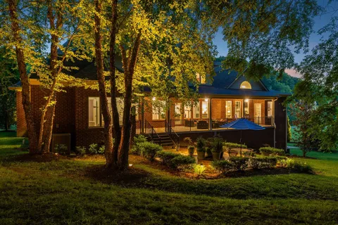 $2,749,000 | 1075 Natchez Valley Lane, Franklin, TN 37064