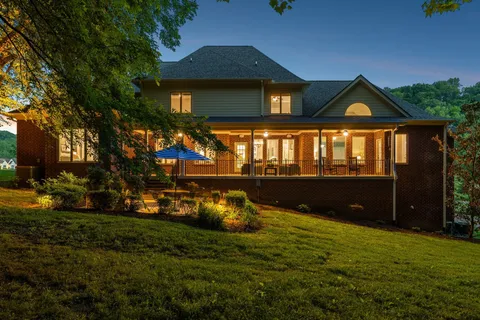 $2,749,000 | 1075 Natchez Valley Lane, Franklin, TN 37064