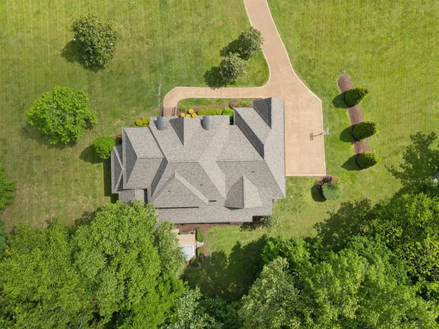 $2,749,000 | 1075 Natchez Valley Lane, Franklin, TN 37064