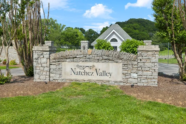 $2,749,000 | 1075 Natchez Valley Lane, Franklin, TN 37064