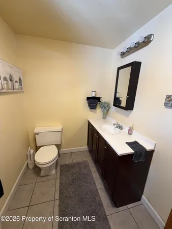$1,900 | 711 Main Street, Unit REAR, Avoca, PA 18641