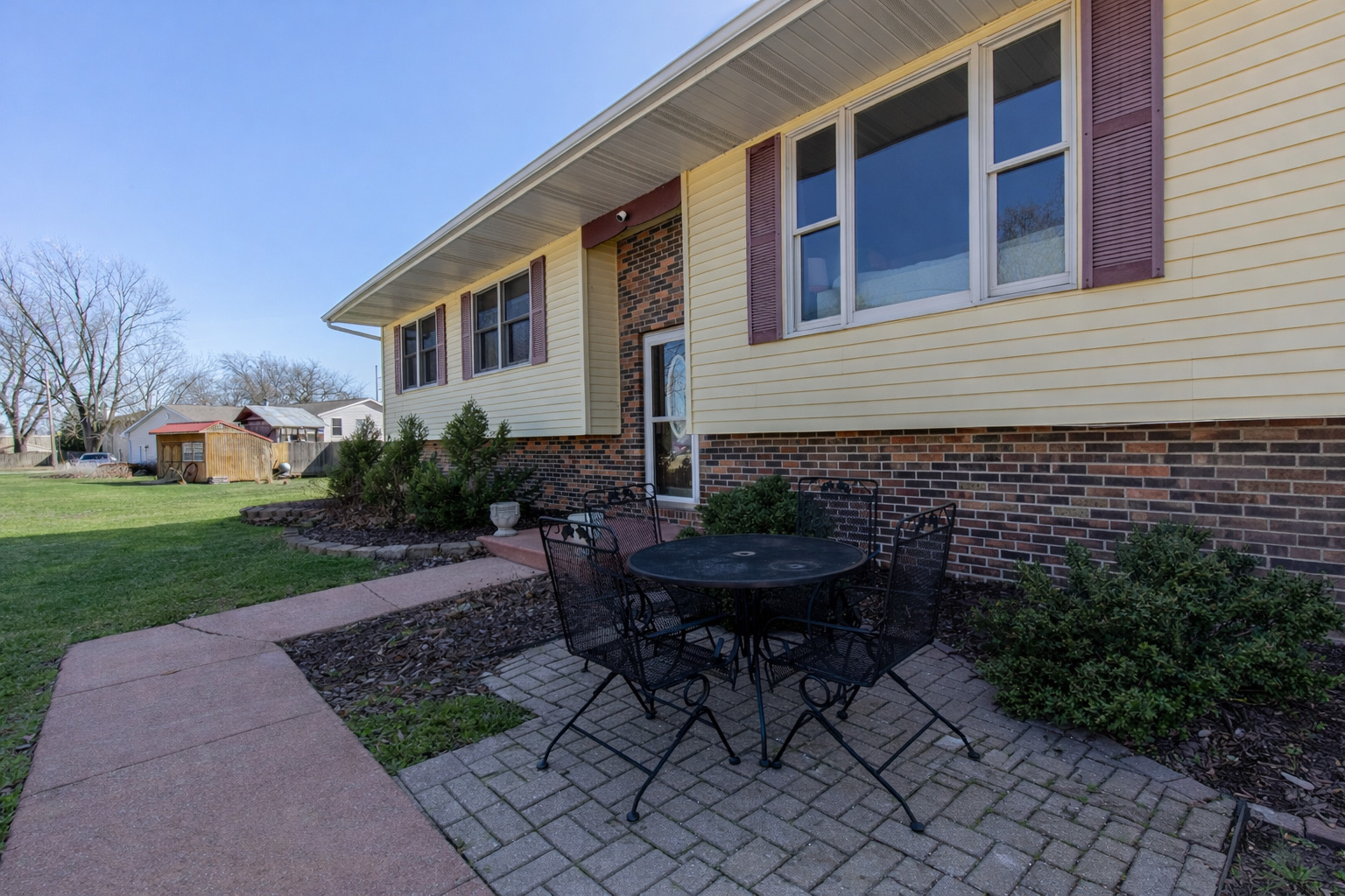 216 Bailey Court Princeton, IL 61356 - Photo 3 of 33