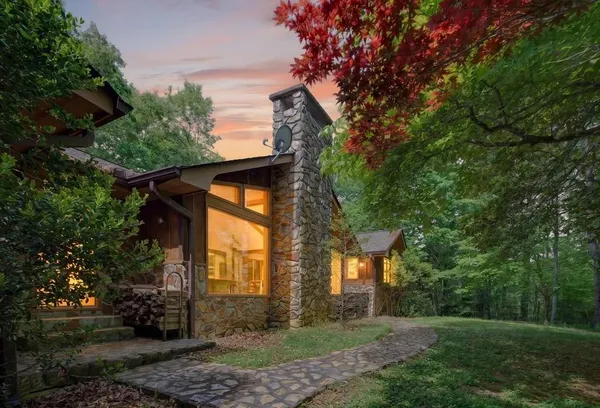 $499,900 | 1171 Laurel Crest Lane, Mineral Bluff, GA 30559