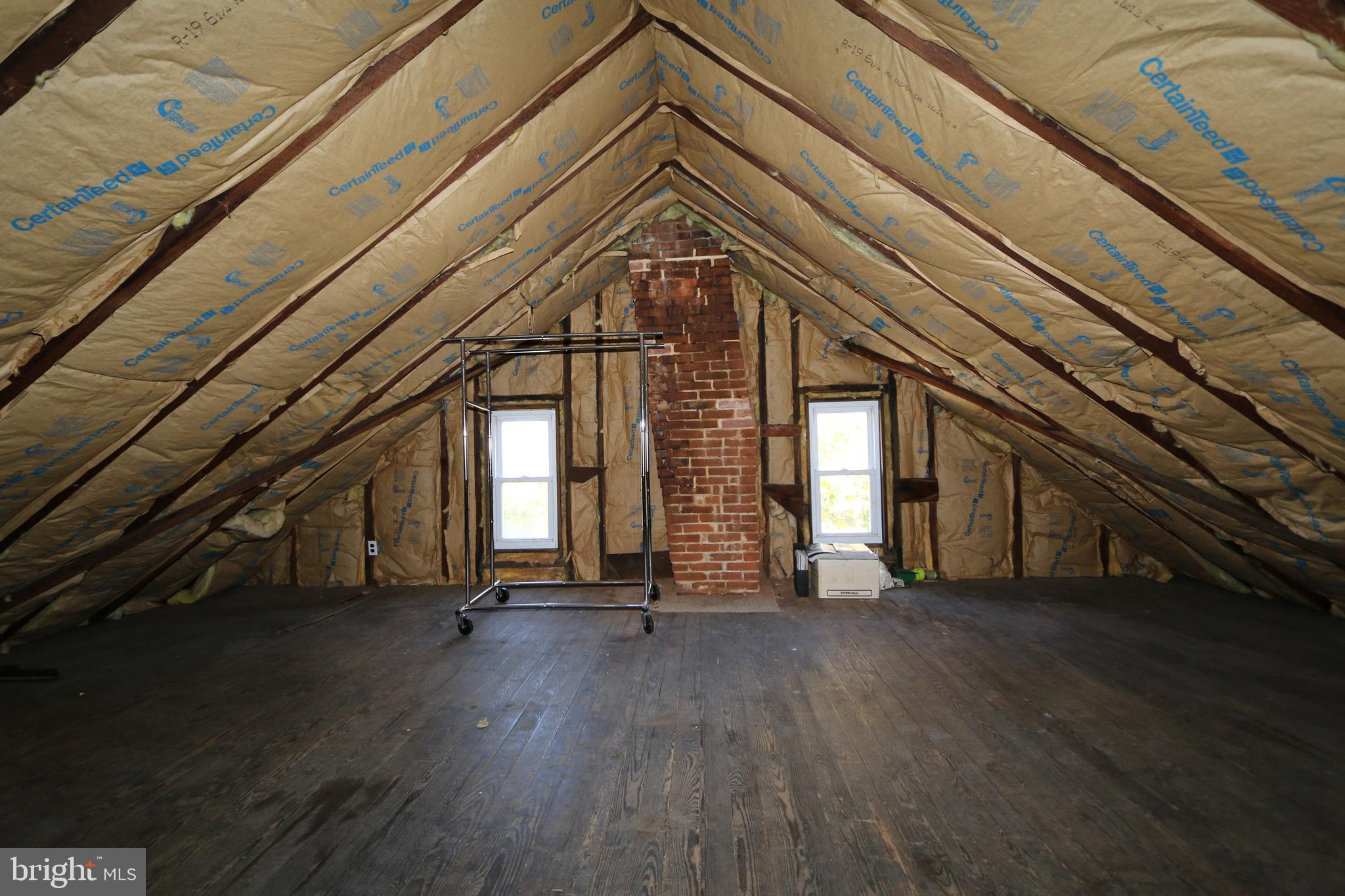 12329 Itnyre Road Smithsburg, MD 21783 - Photo 16 of 24 Floored Walk-UpAttic