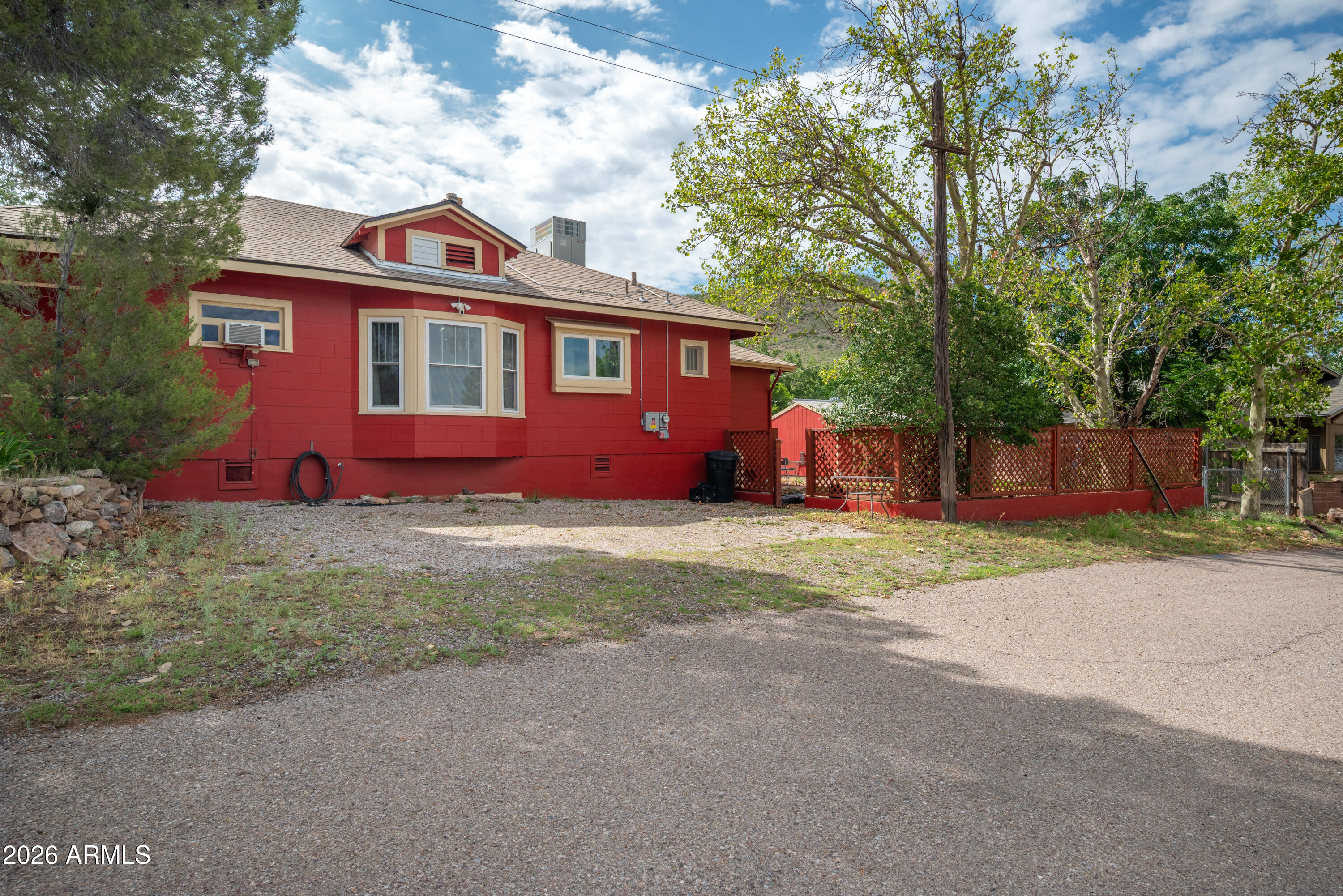 516 Ruppe Avenue Bisbee, AZ 85603 - Photo 3 of 29 DSC_9453