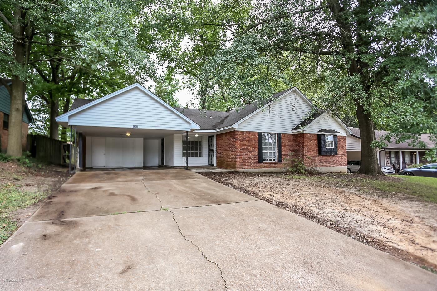 5217 Yale Road Memphis, TN 38134 - Photo 2 of 30 Single story home with a carport