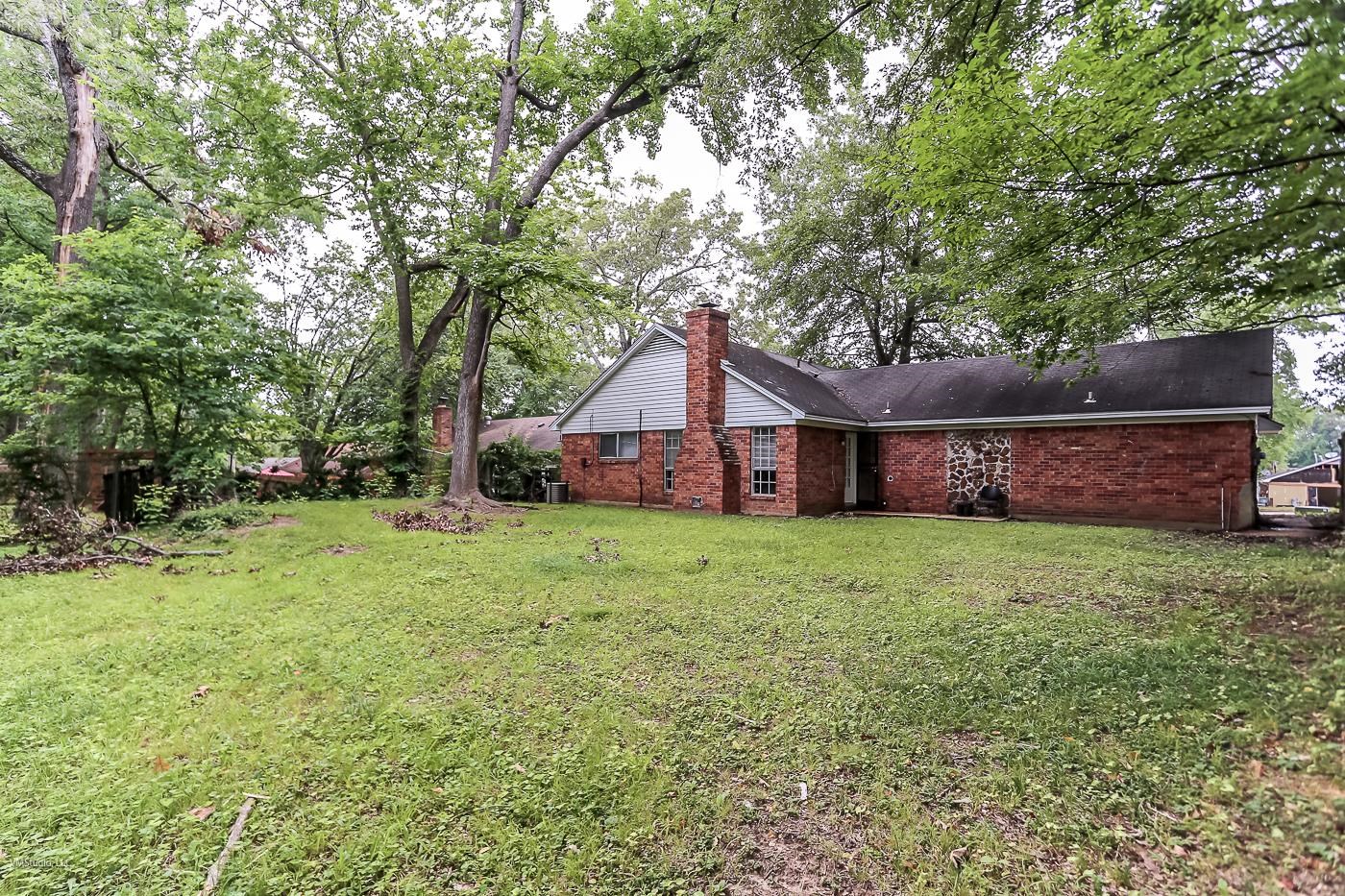 5217 Yale Road Memphis, TN 38134 - Photo 26 of 30 View of yard