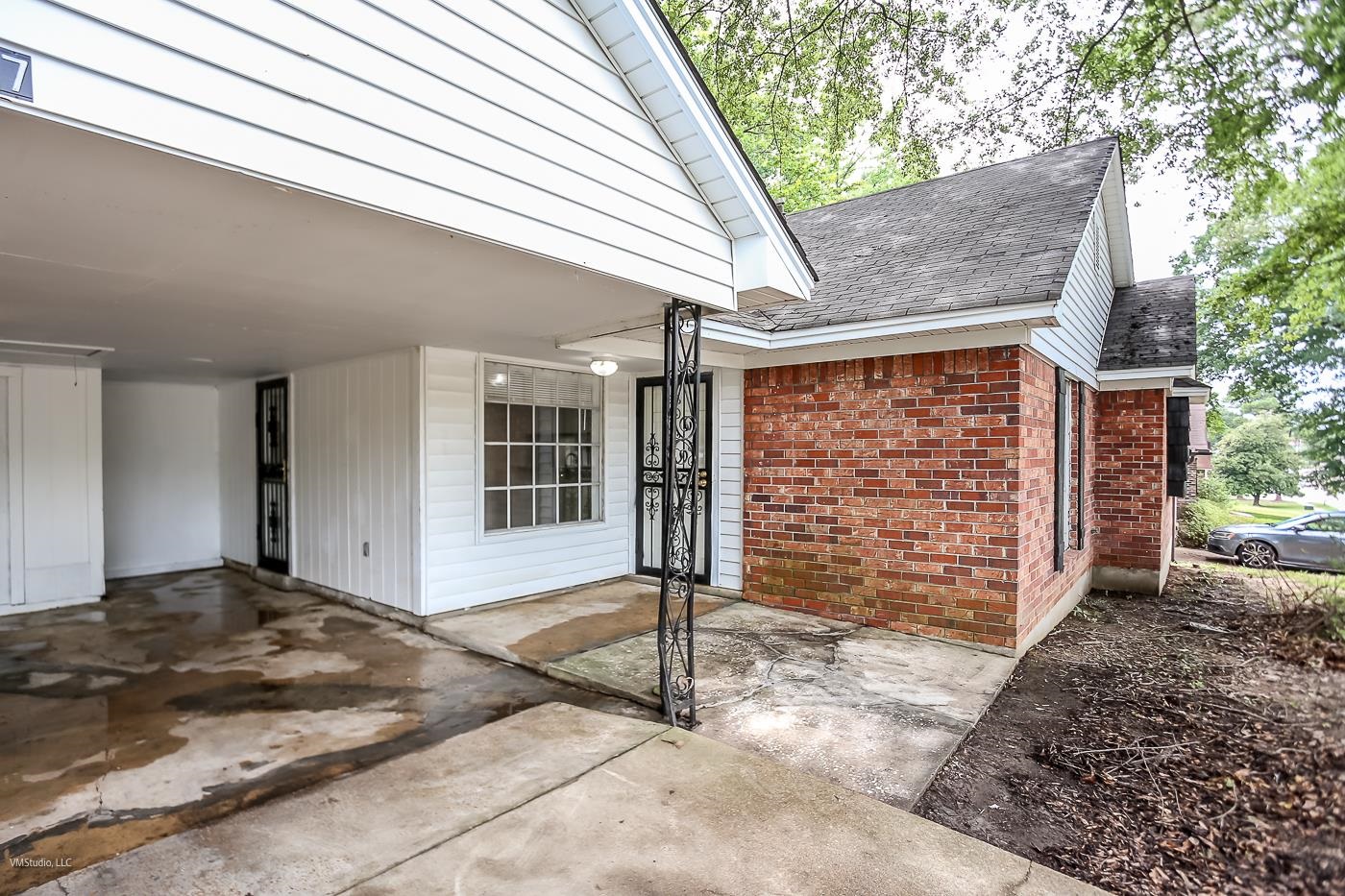 5217 Yale Road Memphis, TN 38134 - Photo 4 of 30 View of home's exterior featuring a patio