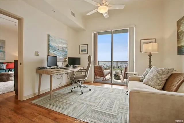 $3,750 | 488 East Ocean Boulevard, Unit 1110, Long Beach, CA 90802