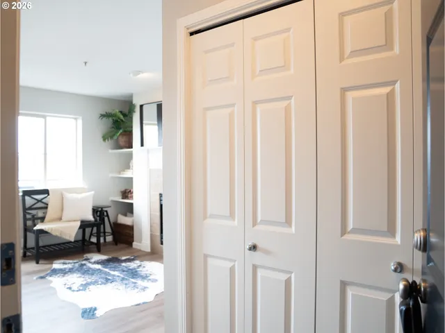 $215,000 | 318 Northeast Roberts Avenue, Unit 308, Gresham, OR 97030