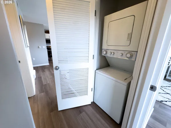 $209,000 | 318 Northeast Roberts Avenue, Unit 308, Gresham, OR 97030