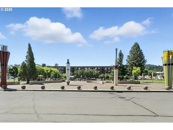 $209,000 | 318 Northeast Roberts Avenue, Unit 308, Gresham, OR 97030