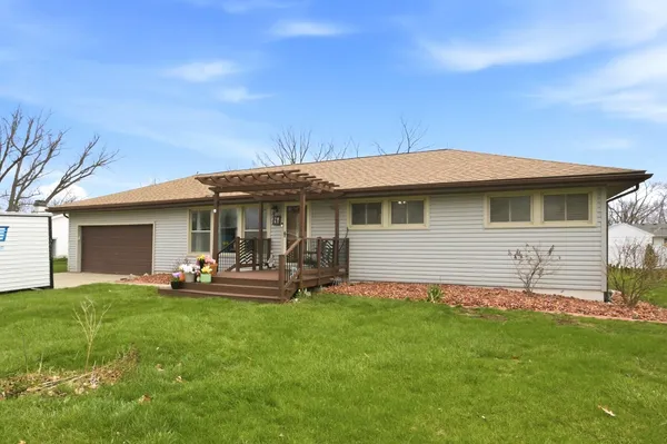 $334,900 | 306 Wabasso Place, Minooka, IL 60447