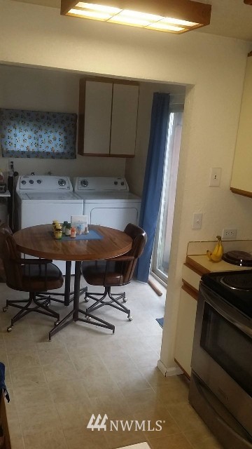 3518 South Alaska Street Tacoma, WA 98418 - Photo 4 of 11