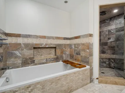 $999,000 | 1201 West Wrightwood Avenue, Unit 7, Chicago, IL 60614