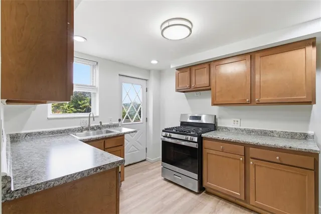 $2,100 | 790 Highland Avenue, Carnegie, PA 15106