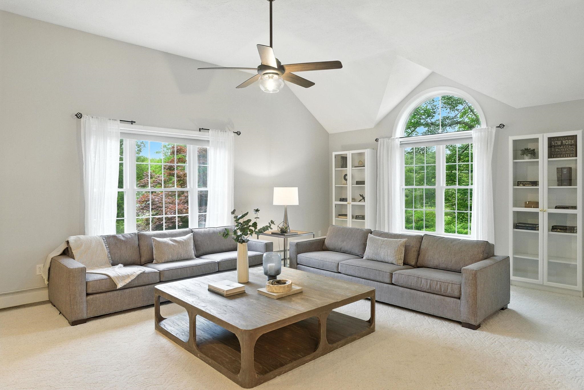 72 Lowell Road Windham, NH 03087 - Photo 7 of 44