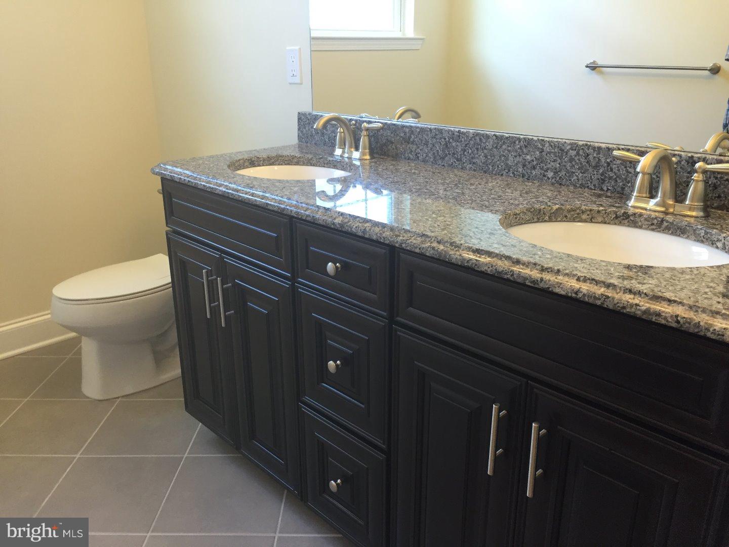 32 Montclaire Road Medford, NJ 08055 - Photo 7 of 11 Gallery Image 7