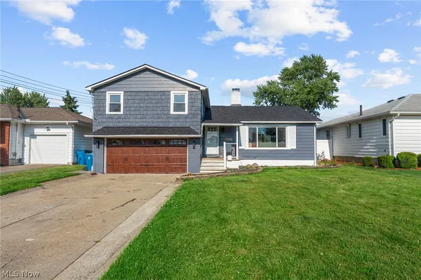 $265,000 | 3053 Chris Avenue, Lorain, OH 44052