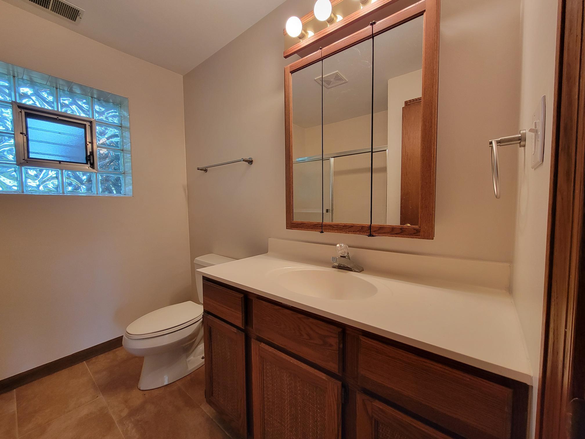 3483 South Shore Drive Delavan, WI 53115 - Photo 25 of 29 Bath 3