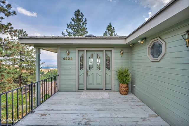 a view of a pathway of a house