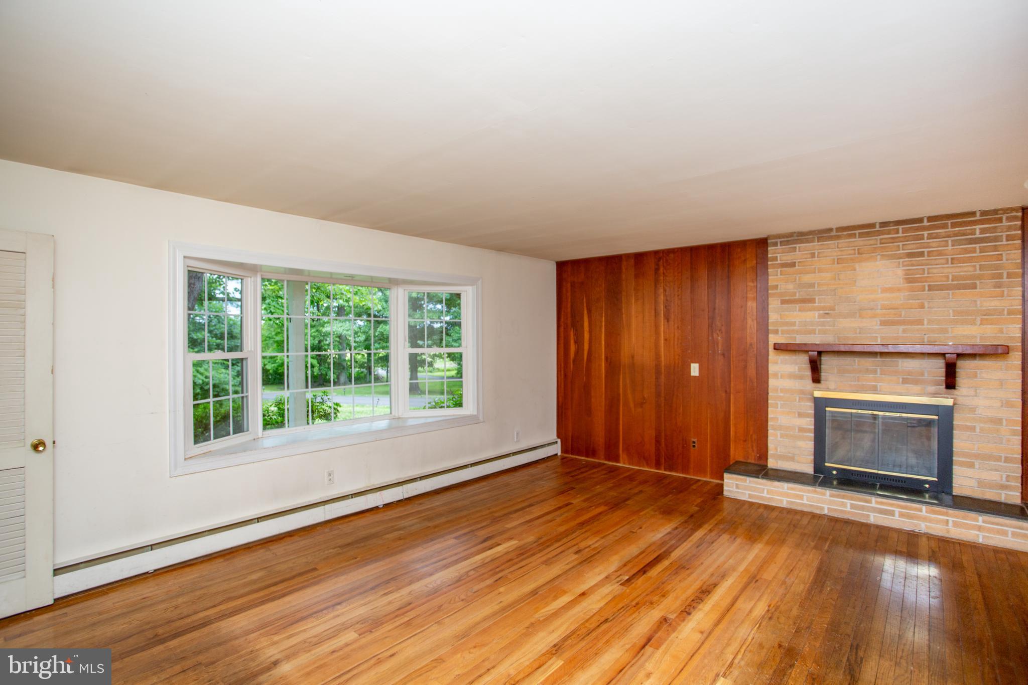 6264 Point Pleasant Pike Doylestown, PA 18902 - Photo 15 of 61