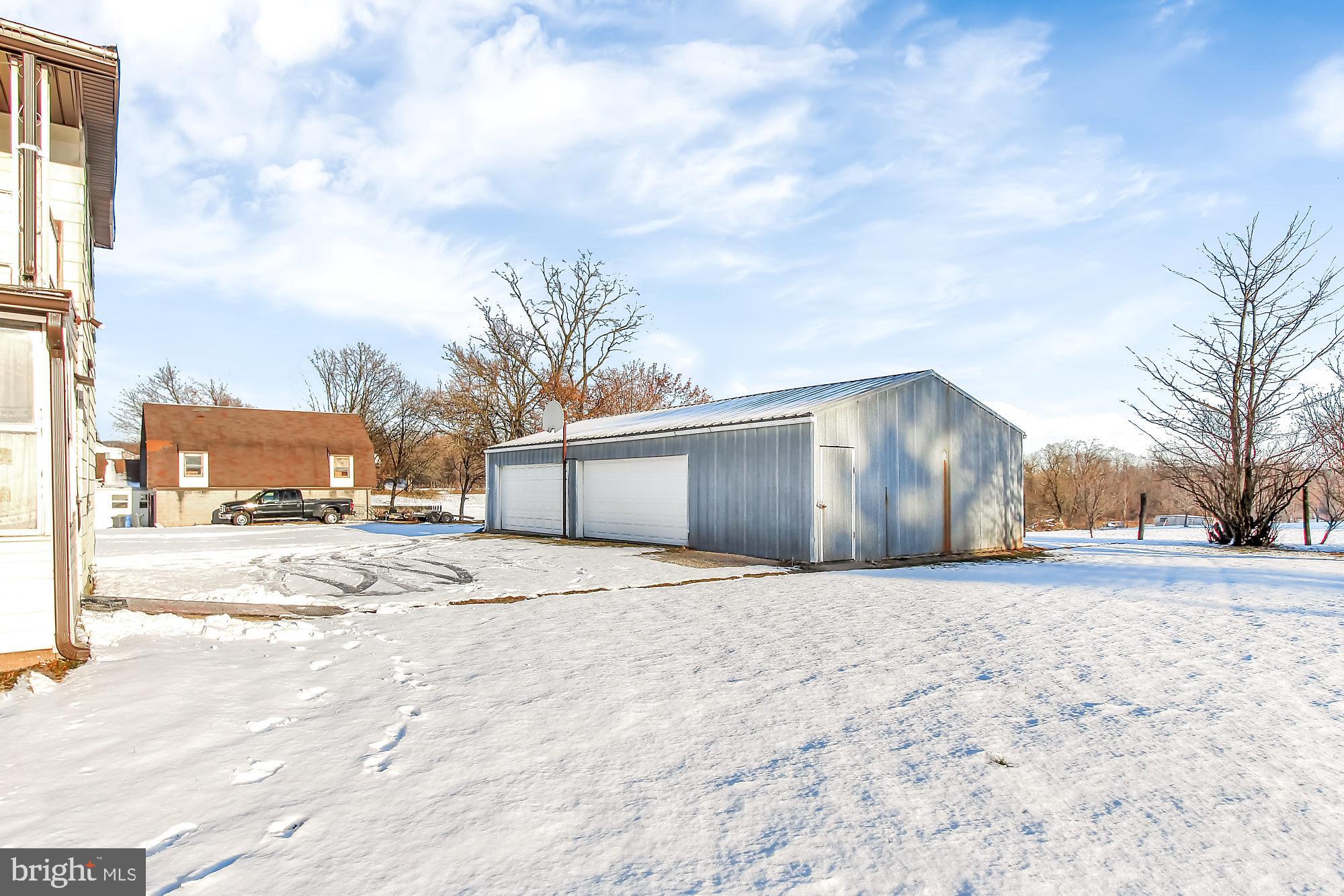 145 Copenhaffer Road York, PA 17404 - Photo 4 of 28