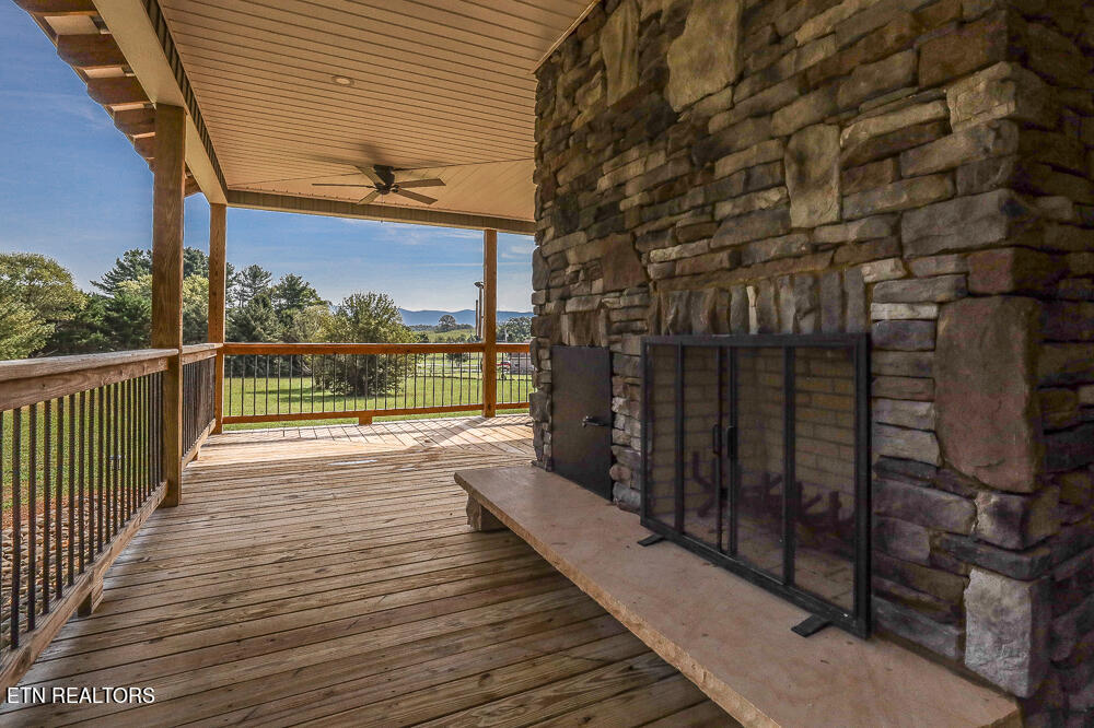 2314 Ellejoy Road Walland, TN 37886 - Photo 25 of 60 3E6A3524