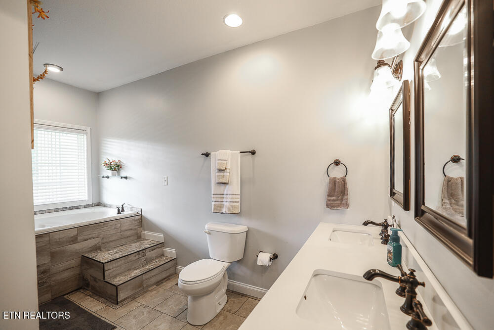2314 Ellejoy Road Walland, TN 37886 - Photo 50 of 60 3E6A3571